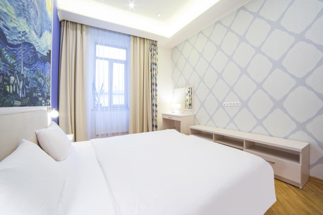 Apart Hotel On Rynok Square Lviv Exterior foto