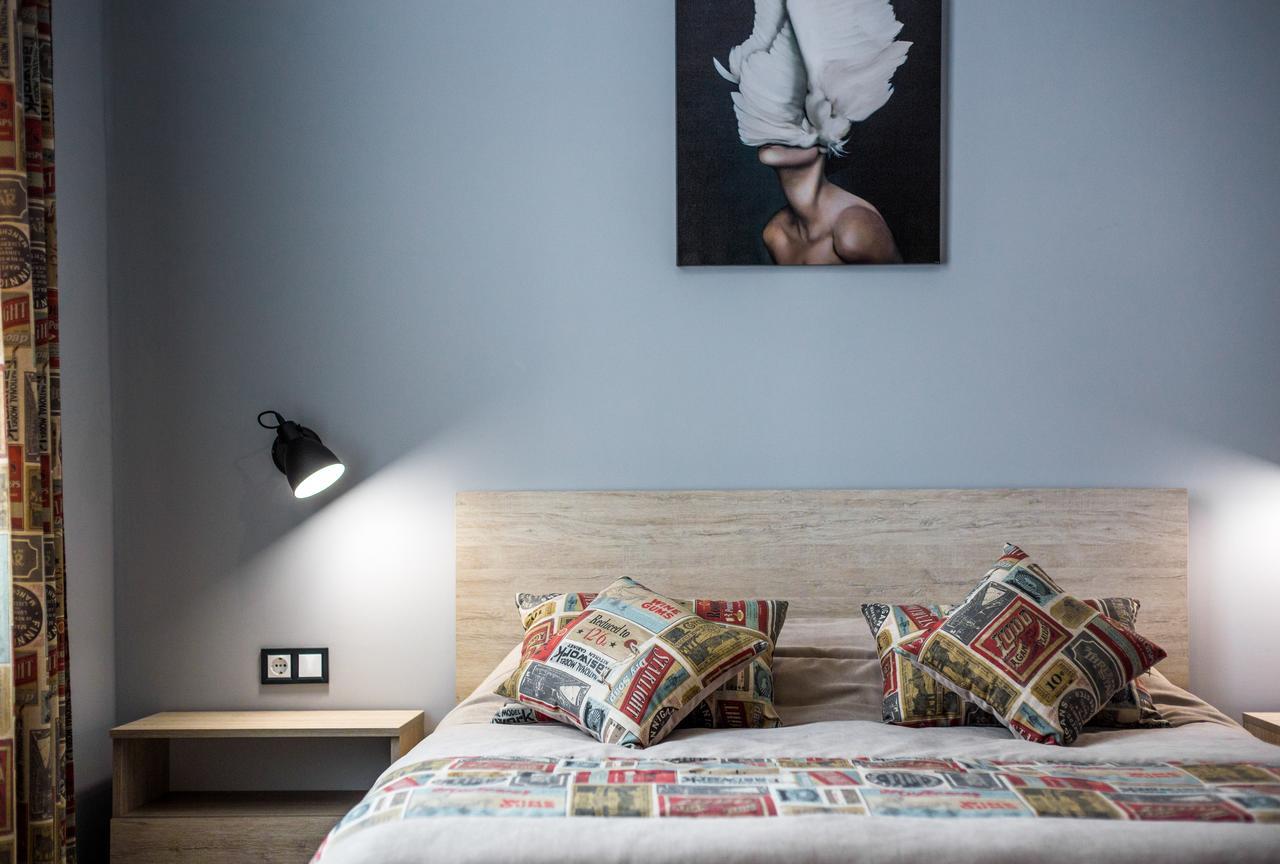 Apart Hotel On Rynok Square Lviv Exterior foto