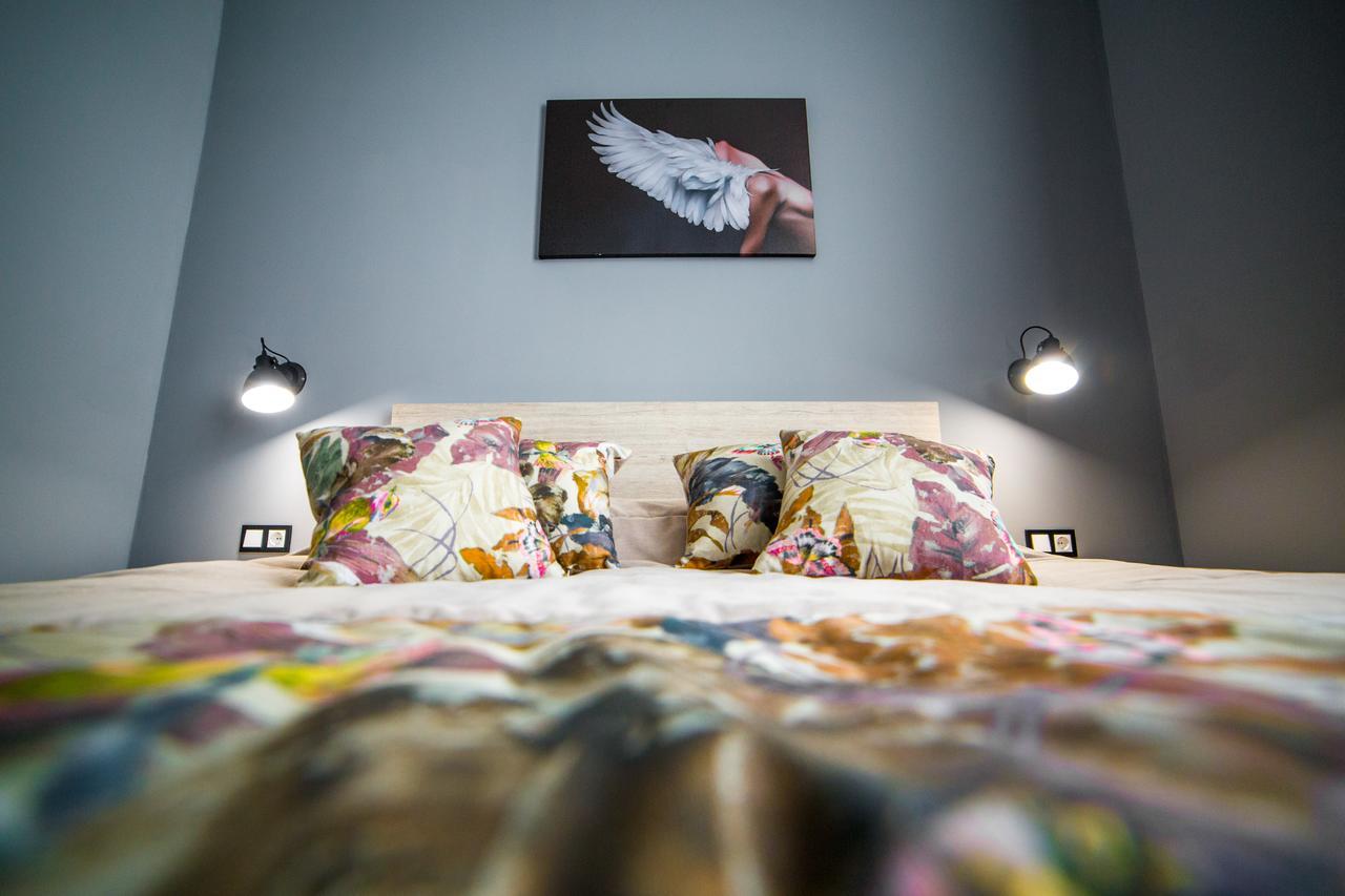 Apart Hotel On Rynok Square Lviv Exterior foto