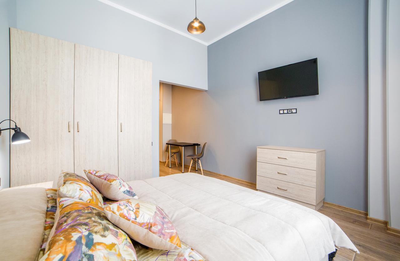 Apart Hotel On Rynok Square Lviv Exterior foto