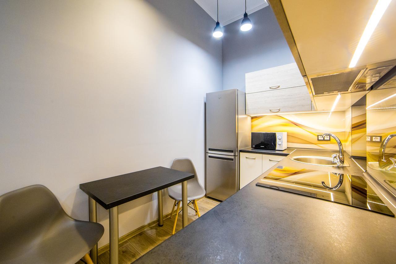 Apart Hotel On Rynok Square Lviv Exterior foto