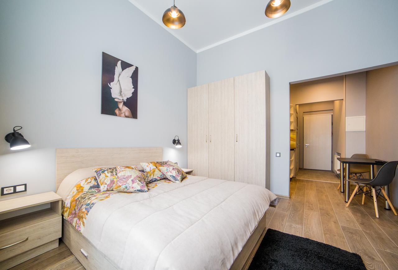 Apart Hotel On Rynok Square Lviv Exterior foto